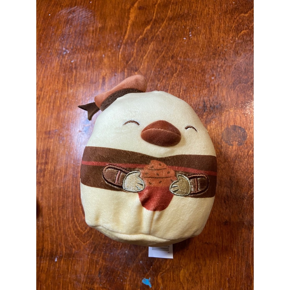 Squishmallows Disney Mystery Squad Scented Donald Duck Cupcake 5" Plush